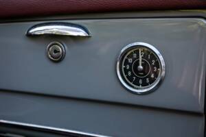 Image 13/46 of Mercedes-Benz 190 SL (1960)