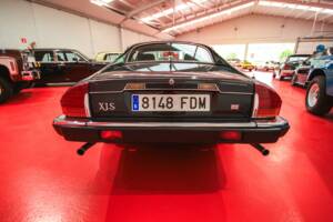 Image 6/16 of Jaguar XJ-S 3.6 (1988)
