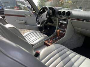 Immagine 15/56 di Mercedes-Benz 500 SL (1985)