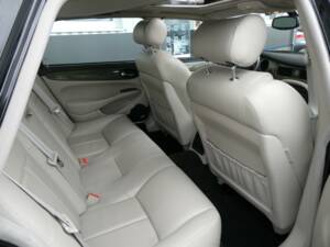 Image 11/21 of Jaguar XJR 4.0 (2001)