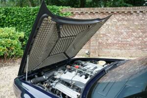 Bild 8/50 von Aston Martin V8 Zagato Vantage Volante (1990)