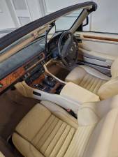 Image 9/21 of Jaguar XJS 5.3 V12 (1990)