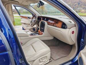 Bild 29/50 von Jaguar XJ 8 3.5 (2003)