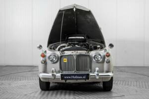 Image 40/50 de Rover 100 (1962)