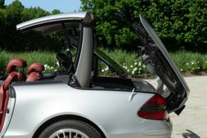 Bild 22/50 von Mercedes-Benz SL 55 AMG (2002)
