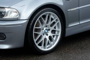 Image 31/50 of BMW M3 (2005)