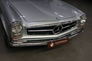 Bild 28/45 von Mercedes-Benz 280 SL (1968)