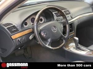 Immagine 11/15 di Mercedes-Benz E 320 T (2003)