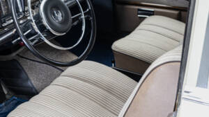 Bild 7/12 von Mercedes-Benz 220 SE b (1962)