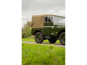 Image 17/50 of Land Rover 80 (1952)