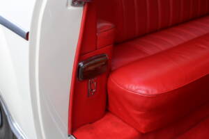 Image 26/41 of Mercedes-Benz 220 SE (1959)