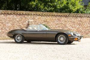 Image 24/50 de Jaguar Type E V12 (1973)