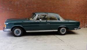 Immagine 5/79 di Mercedes-Benz 280 SE 3,5 (1970)