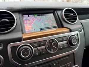 Imagen 10/22 de Land Rover Discovery SDV6 (2016)