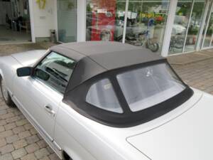 Image 9/39 de Mercedes-Benz 300 SL (1987)