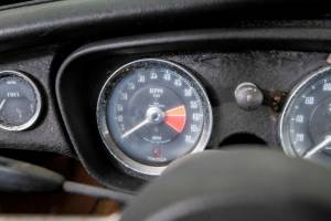 Image 37/50 of MG MGB GT (1973)