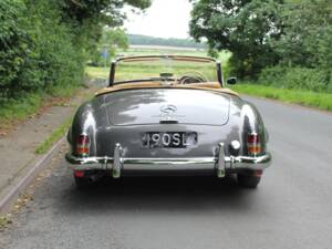 Bild 5/18 von Mercedes-Benz 190 SL (1962)