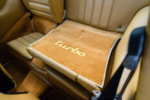 Image 52/67 de Porsche 911 Turbo 3.3 (1986)