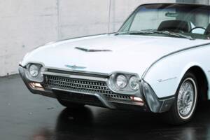 Immagine 19/50 di Ford Thunderbird (1962)