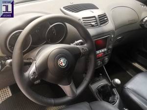 Image 25/49 de Alfa Romeo 147 3.2 GTA (2004)