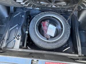 Bild 19/41 von Mercedes-Benz 190 E 2.0 (1992)