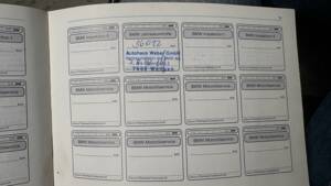 Image 28/29 of BMW 320i (1988)