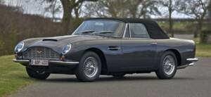 Imagen 24/50 de Aston Martin DB 6 Vantage Volante (1969)