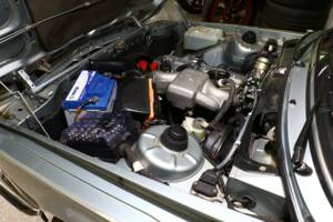 Immagine 6/22 di BMW 318i (1981)