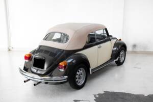 Bild 6/32 von Volkswagen Käfer 1303 LS (1978)