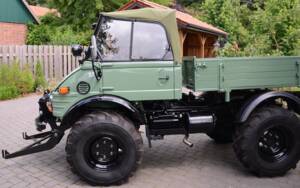 Image 49/71 of Mercedes-Benz Unimog U52 (1983)