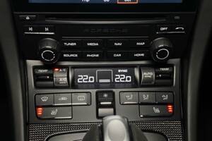 Imagen 10/12 de Porsche 911 GT2 RS (2018)