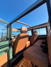 Bild 10/16 von Land Rover Defender 110 300Tdi (1998)