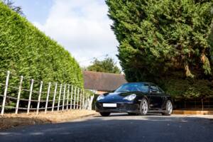 Image 22/50 of Porsche 911 Carrera 4S (2002)