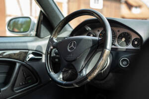 Bild 30/38 von Mercedes-Benz SL 500 (2000)