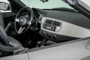 Imagen 30/50 de BMW Z4 2.2i (2004)