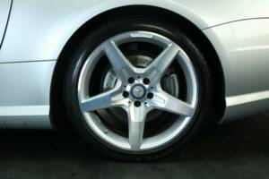 Image 48/50 of Mercedes-Benz SL 500 (2015)