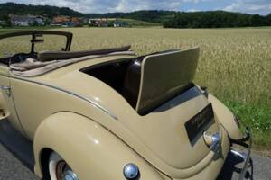 Immagine 24/44 di Ford V8 (1938)