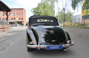 Bild 28/29 von Mercedes-Benz 220 Cabriolet A (1955)