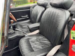 Image 23/29 de Jaguar E-Type (1969)