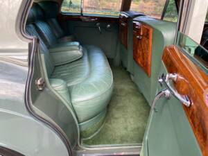 Image 11/50 of Bentley S 2 (1959)