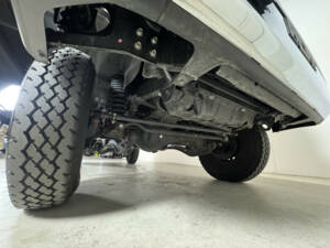 Image 14/22 of Toyota Land Cruiser GRJ79 (2024)
