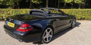 Image 16/45 of Mercedes-Benz SL 350 (2010)