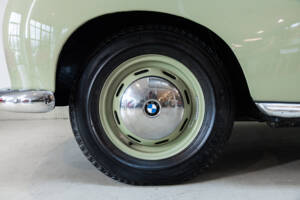 Bild 36/50 von BMW 502 - 3,2 Liter (1955)