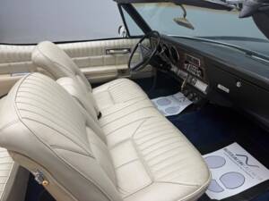 Image 15/23 of Oldsmobile Ninety-Eight (1968)