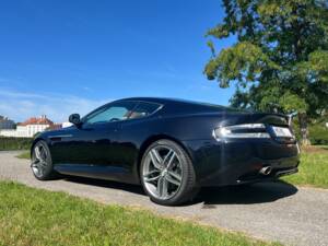 Bild 5/57 von Aston Martin Virage (2011)