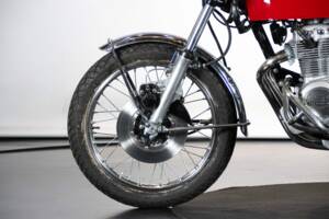 Imagen 12/50 de Honda CB 400 Four (1975)