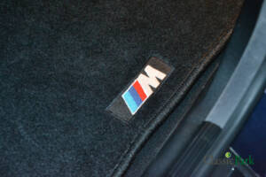 Image 24/50 of BMW 323i (1998)