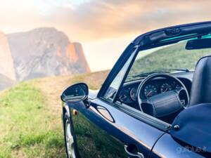Image 15/42 of Porsche 911 Carrera 2 (1991)