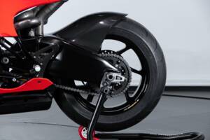 Image 15/50 of Ducati DUMMY (2007)