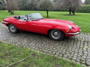 Image 6/29 de Jaguar E-Type (1969)